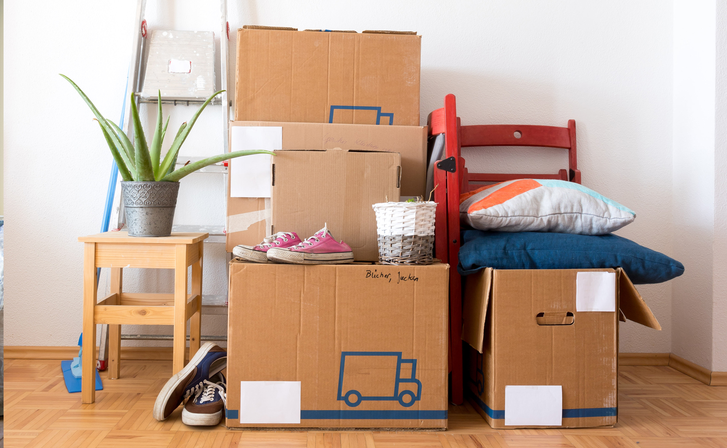 4-bedroom house moving